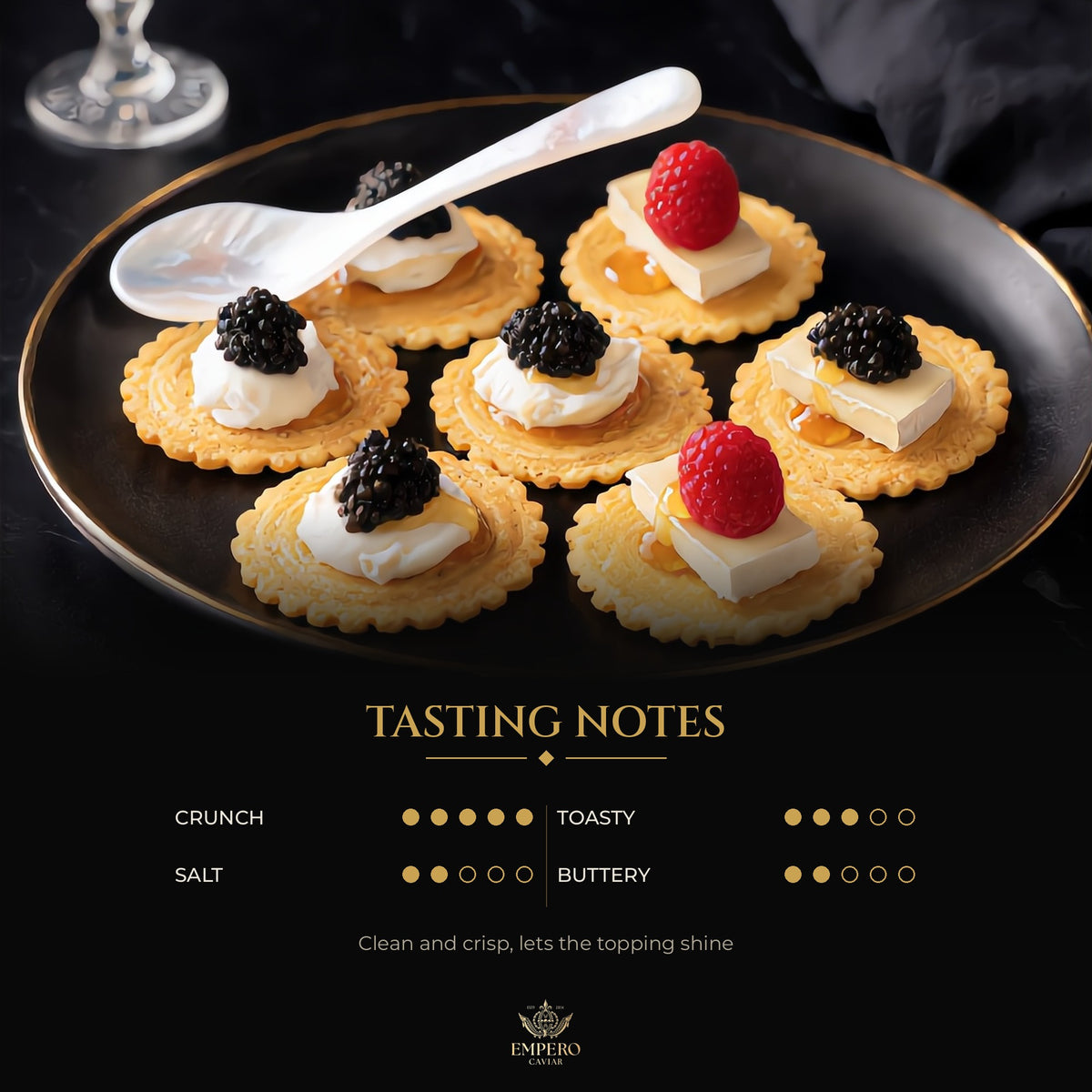 Crackers for caviar: original crisps with crème fraîche and caviar – tasting notes